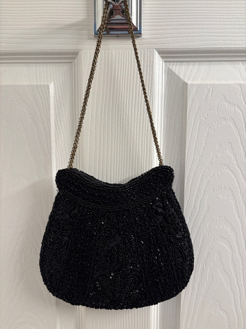 Vintage Black Beaded Evening Handbag - Fabulous w/Chain